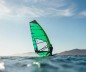 Preview: Loftsails Switchblade Race Segel Grün 025  beim Windsurfen