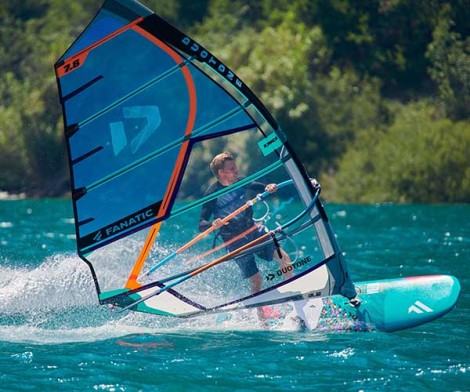 Unifiber Elite SDM C100 Windsurf Mast beim Halsen