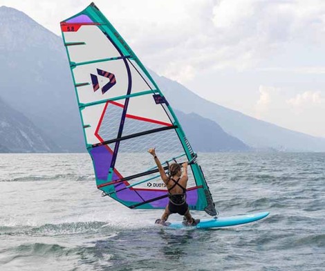 Duotone E Pace HD Segel C11 Weiß/Vio 024 One Hand Windsurfen