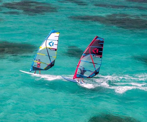 Duotone E Pace Rigg Farbe C12 2022  zu zweit Windsurfen