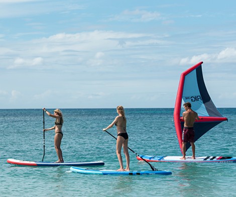 Fanatic Viper Air Windsurf 2020 zu zweit beim Surfen