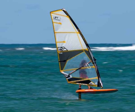 Naish Micro Hover Foiling 2020 beim Foilen