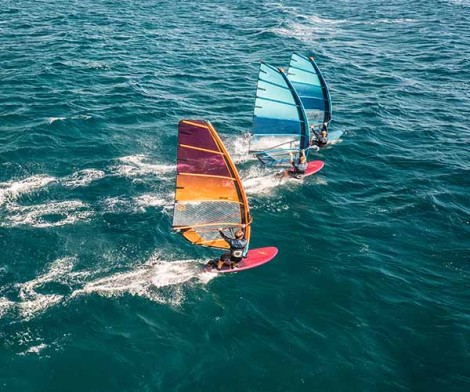 Neilpryde V8 Race Segel C2 Orange 024 mit allen Windsurf Racen