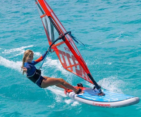 Starboard AirPlane 290 Model 2024 beim Windsurfen