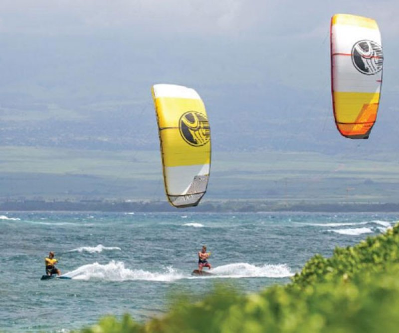 Kite Spaß zu zweit mit dem Neuen Contra