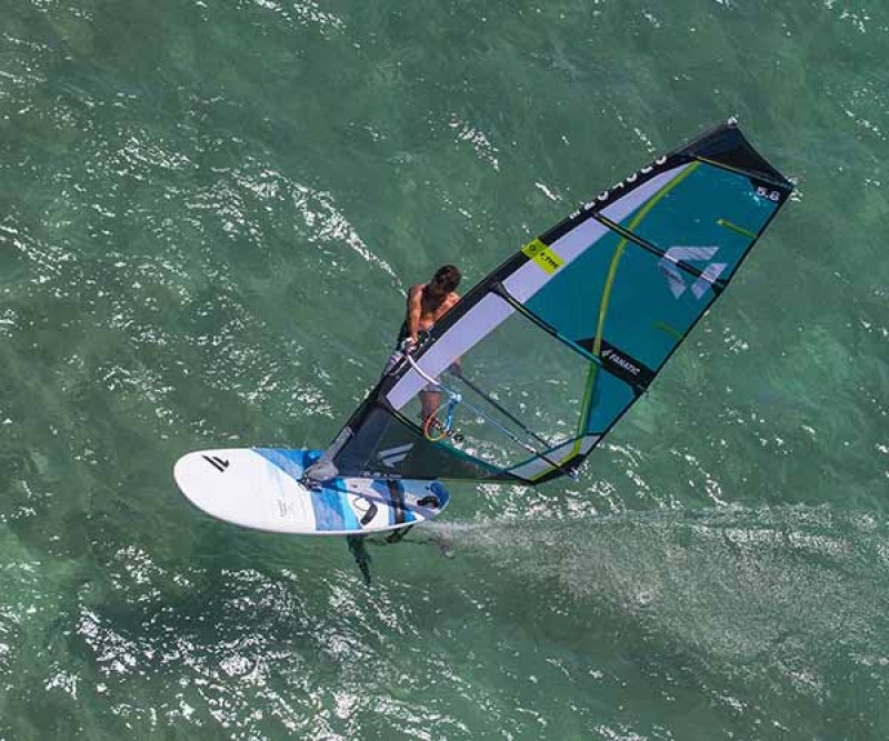 Fanatic Gecko Foil HRS 2020 beim Foil Windsurfen