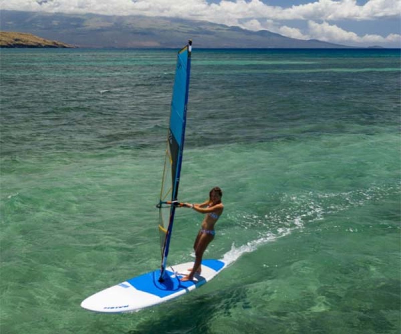 Naish Kailua Anfänger Board beim Windsurfen