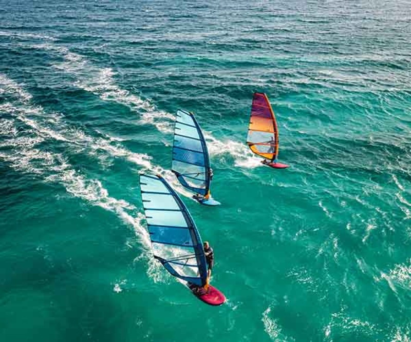 Neilpryde MXT Carbon RDM Model 2024/25 beim Windsurfen