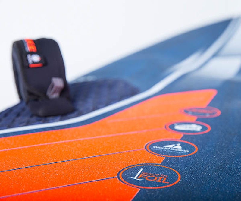 Starboard iSonic Slalom Carbon 2020 mit Fußschlafe