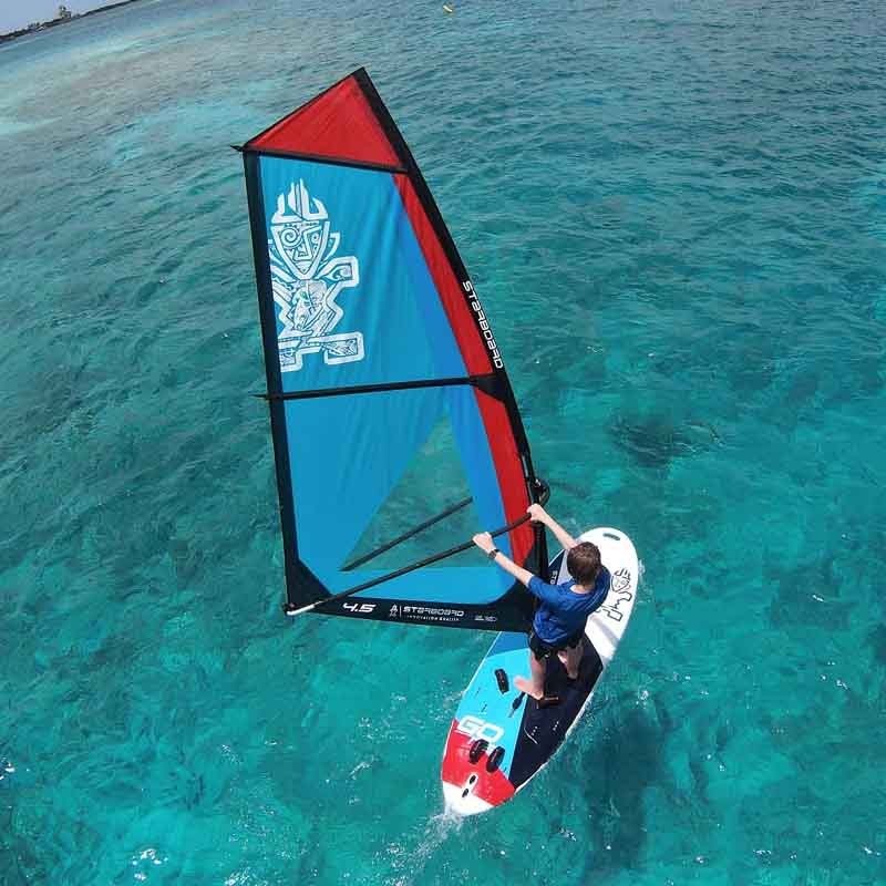 Starboard Kompakt Windsurf Rig 024 beim Windsurfen