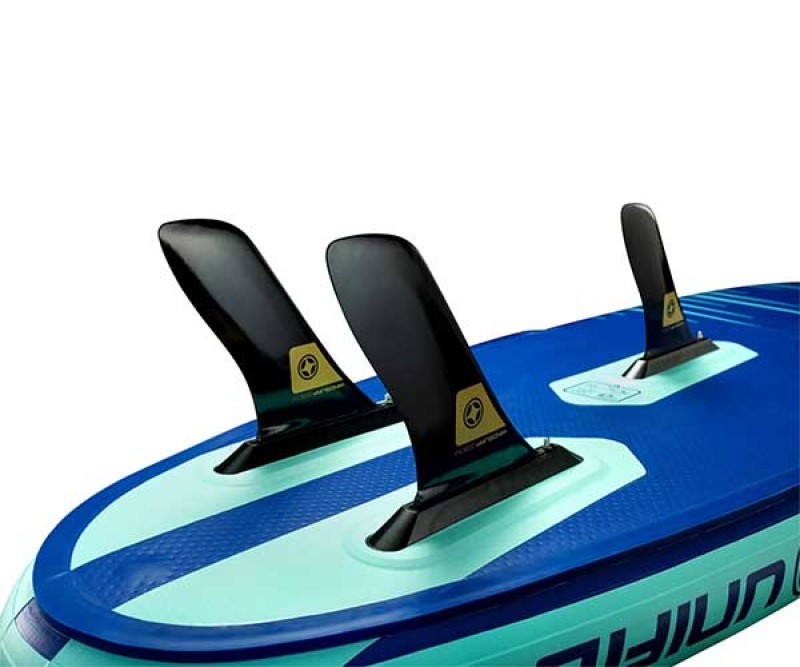 Unifiber RPM iWindsurf + Glide Rigg heck mit drei Finnen