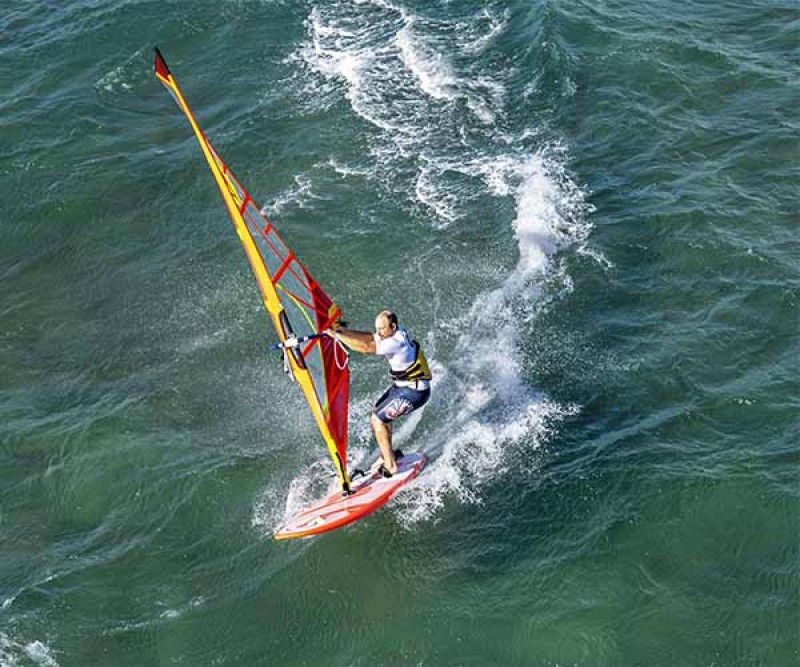 Goya Volar Freeride Single Windsurf Board beim Heizen